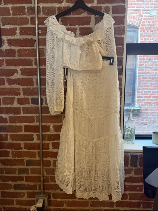 LoveShackFancy Dresses & Skirts - LoveShackFancy Vintage-Inspired White Lace skirt & top set with Ruffle Neckline